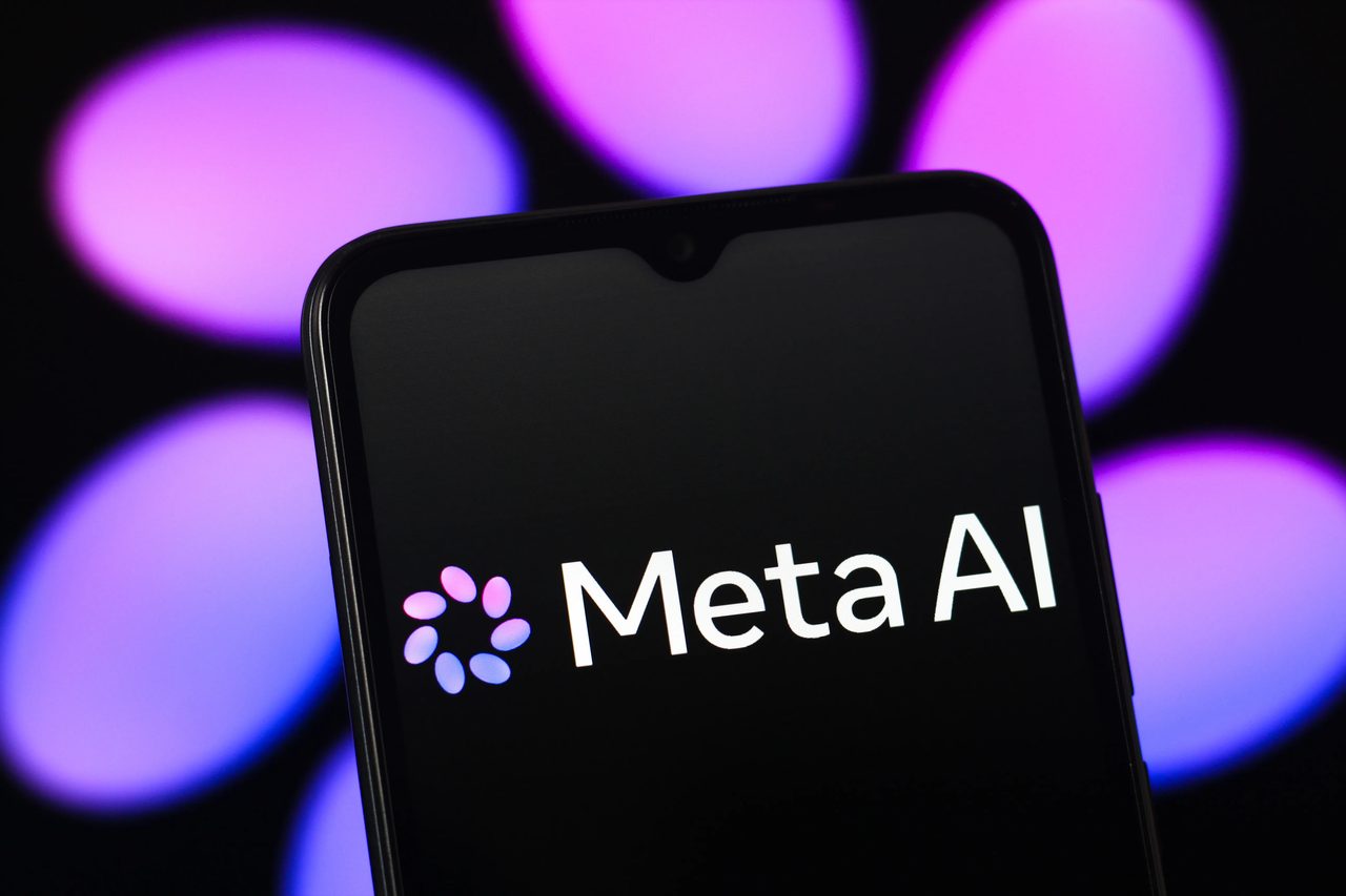 家庭博文被Meta AI“挖”出孩子细节,博主母亲要求“给个交代”