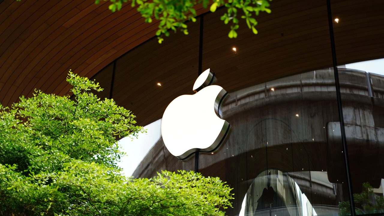 Apple新款Apple Watch主打常开AI,S11安全隔区成隐私护城河