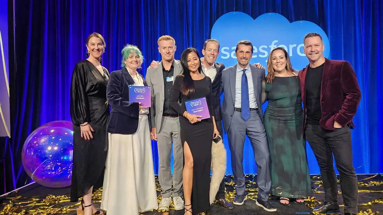 Salesforce 2027年度合作伙伴大奖揭晓:Cloudwerx与Xenai Digital双双折桂