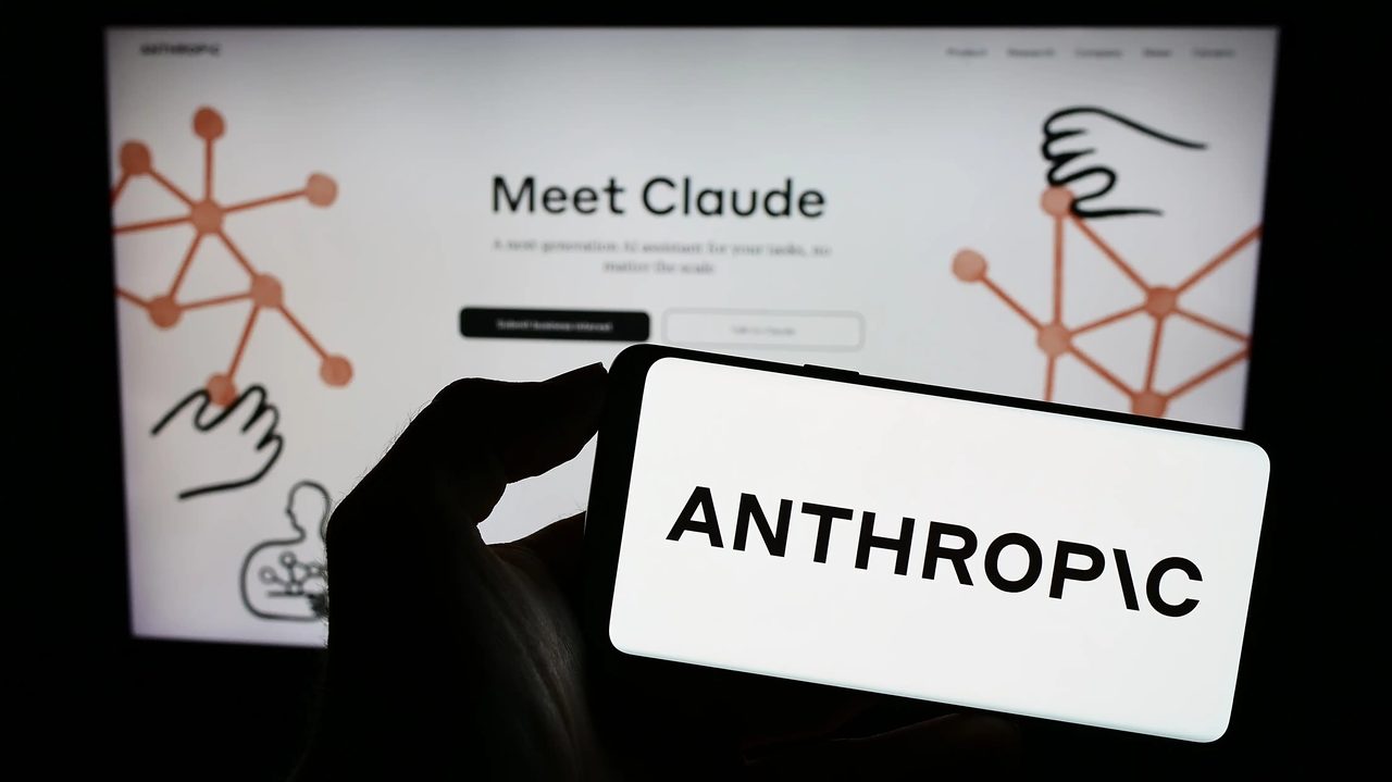 Anthropic推演2030年AI经济三大剧本:从温和增益到极端颠覆