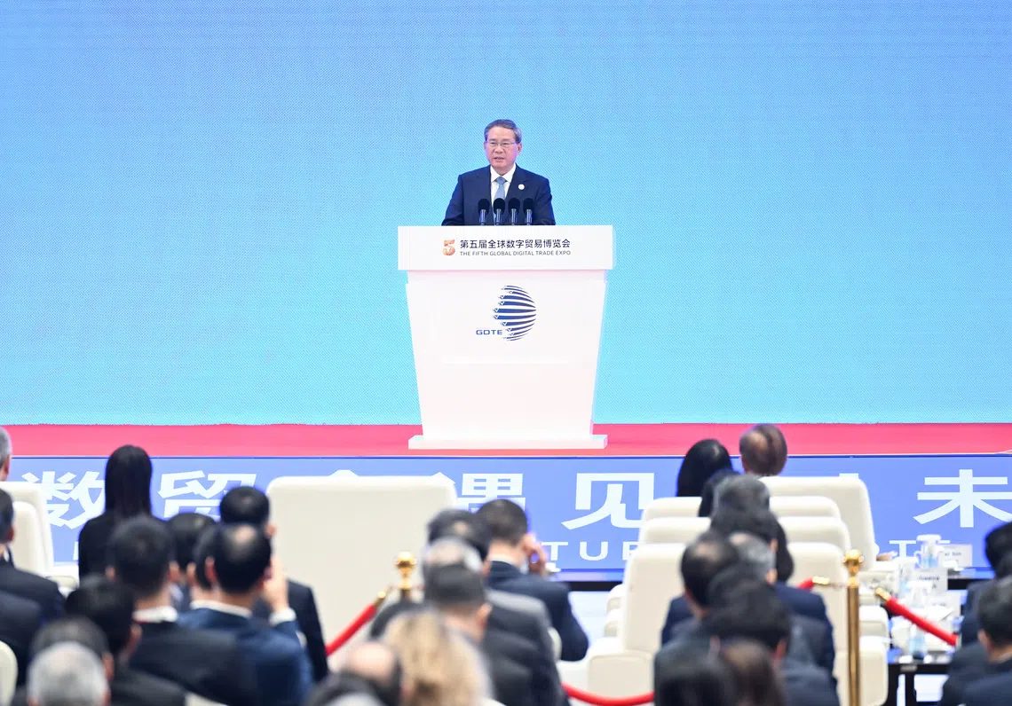 李强杭州数贸会吁反对阵营化安排:中国AI走开源开放路线